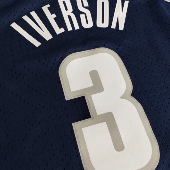 Small Medium 3XL Mitchell & Ness Allen Iverson Georgetown Hoyas 1995-96 Jersey - Picture 11 of 12